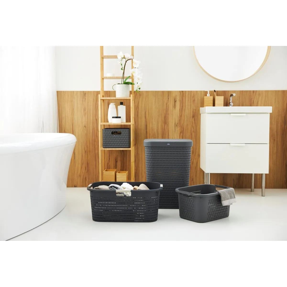 Rotho Wäschekorb Country 40L, ergonomisch, luftzirkulierend, stapelbar 4